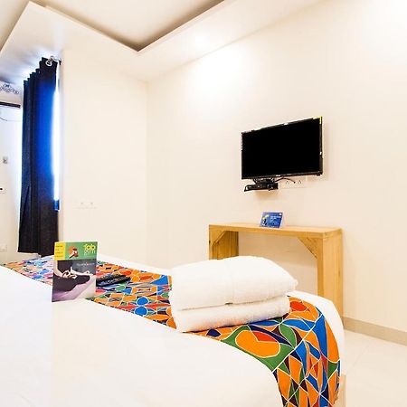 Fabhotel Modesty Delhi Airport Ню Делхи Екстериор снимка